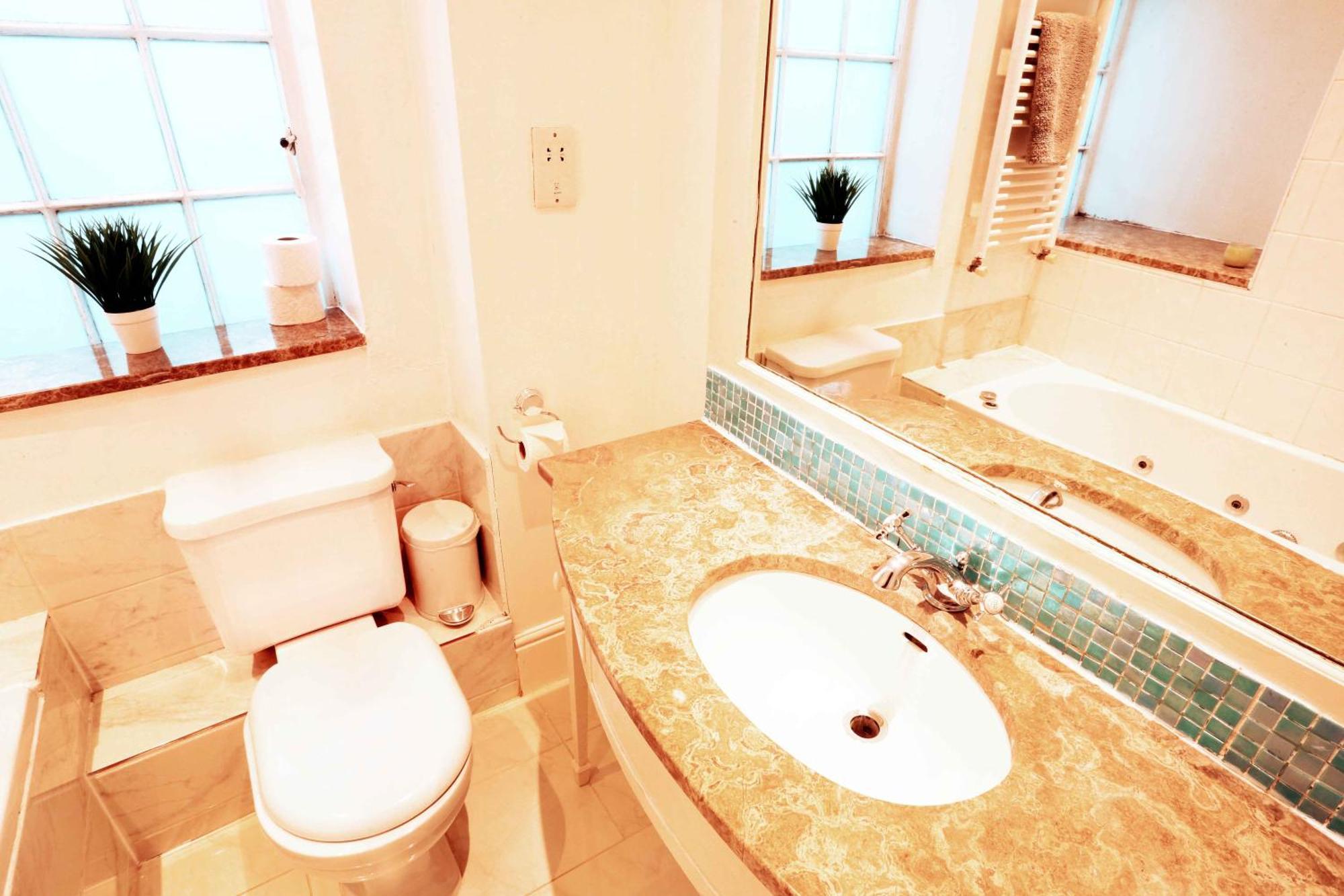 Piccadilly Circus Suites Londyn Zewnętrze zdjęcie