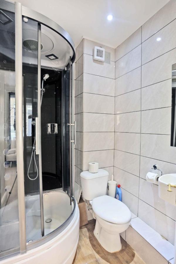 Piccadilly Circus Suites Londyn Zewnętrze zdjęcie